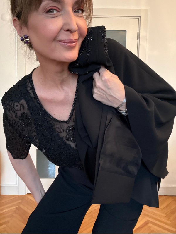 Vintage Siyah Boncuk İşlemeli Blazer