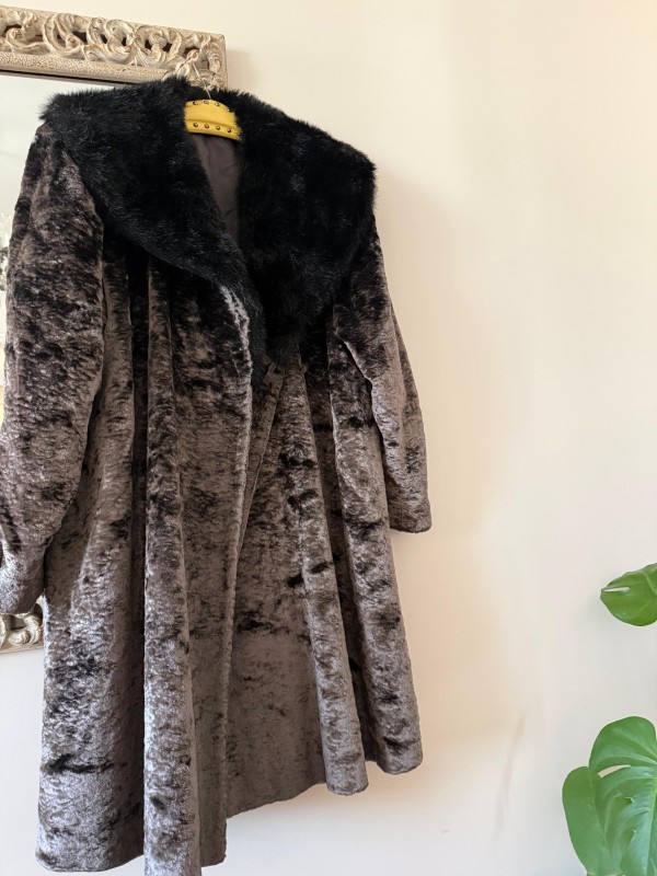 Vintage Kadife Suni Peluş  Yakalı Kaban 