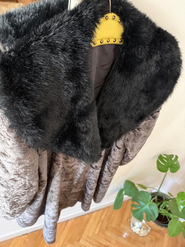 Vintage Kadife Suni Peluş  Yakalı Kaban 