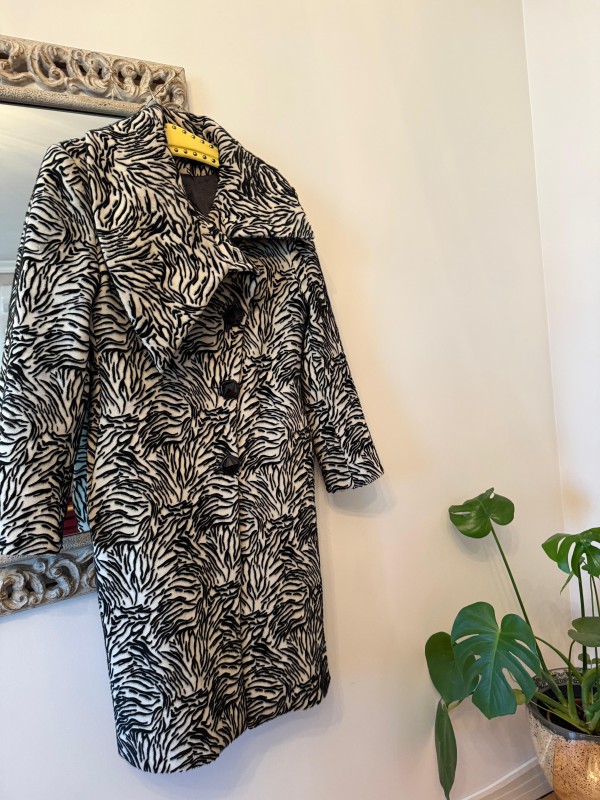 Vintage Zebra Desen Kadife Kaban