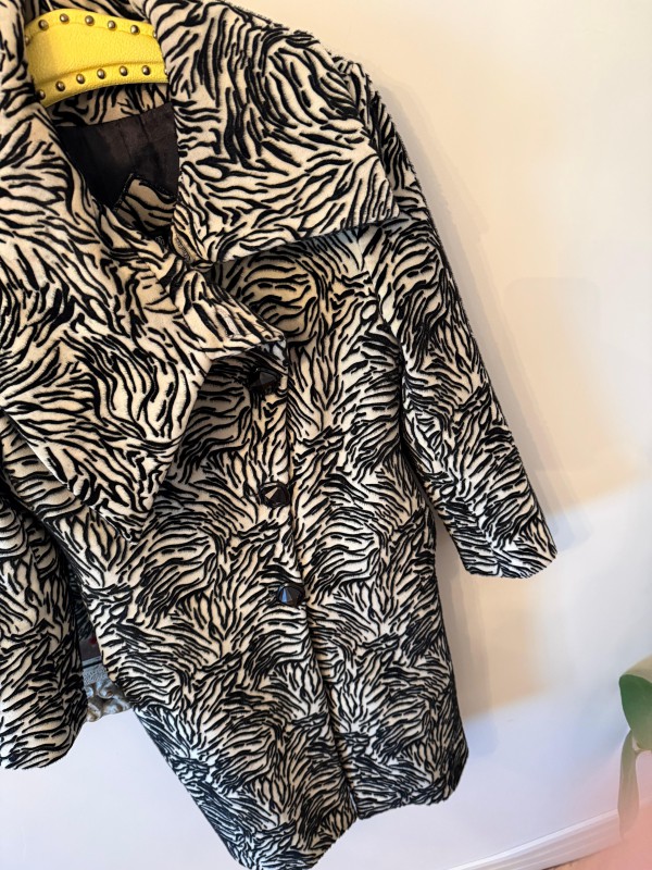 Vintage Zebra Desen Kadife Kaban