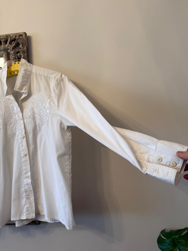 Vintage Göğüs Nakışlı Gömlek