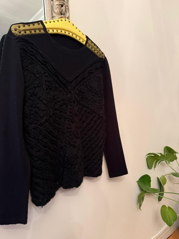 Vintage Siyah Yakası Tül Kazak