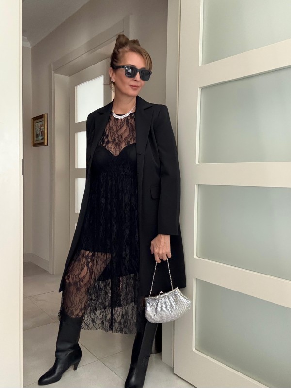 Vintage kolları süet bağlamalı  uzun ceket