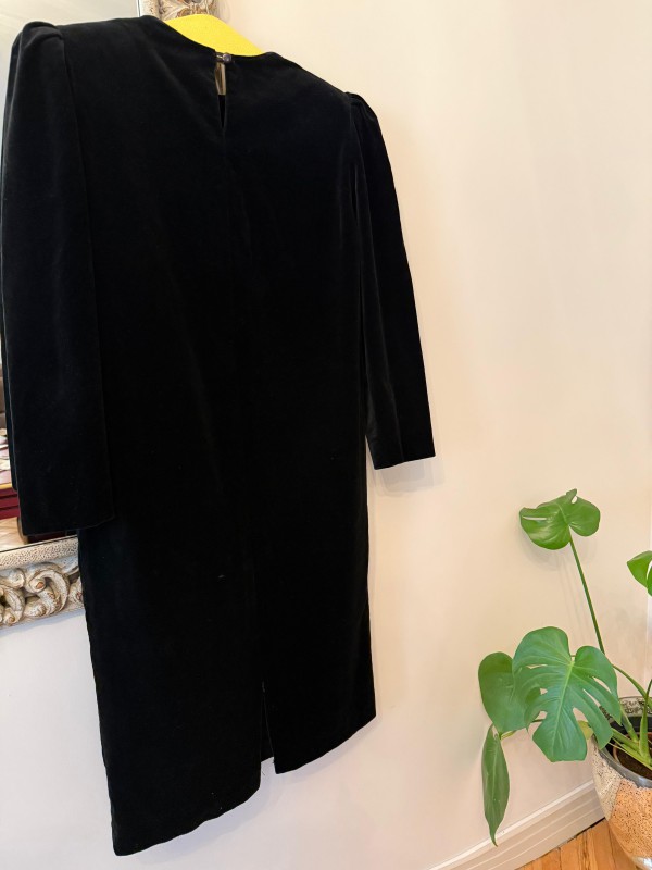 Vintage Pul İşlemeli Kadife Elbise