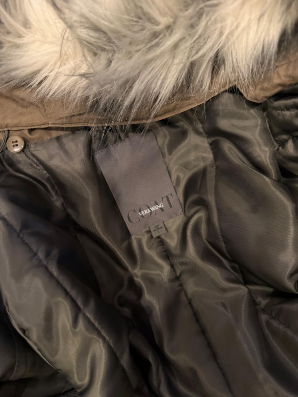 Vera Wang Puffer Parka / Mont 