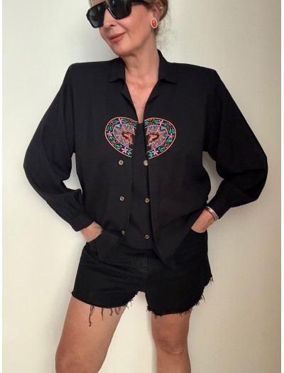 Vintage Önü Nakışlı Siyah Yün Gömlek 