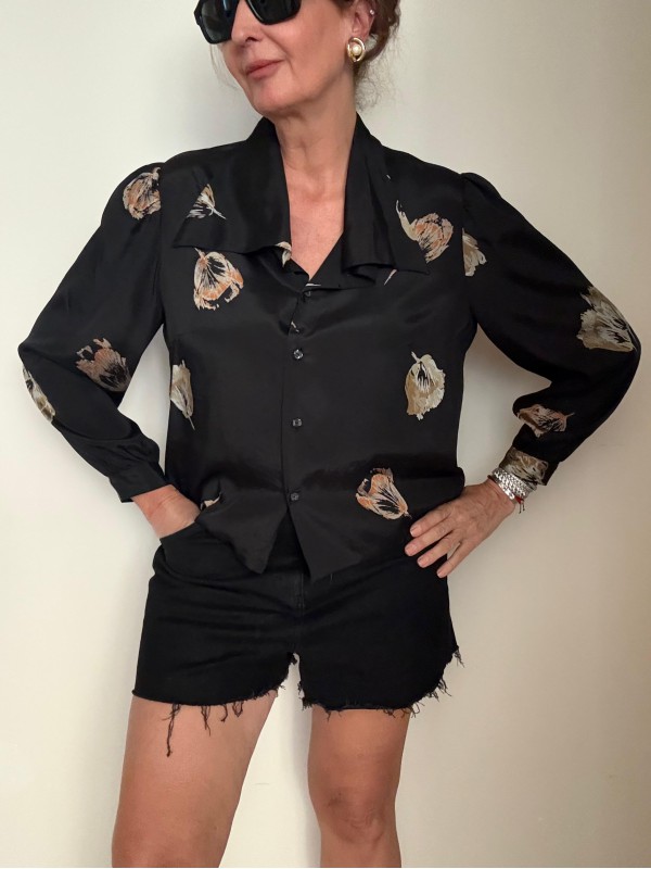 Vintage Gold Yaprak Baskılı Siyah Gömlek