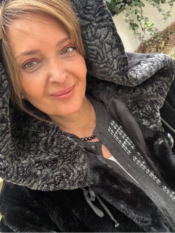 Premium Vintage Kapüşonlu Peluş