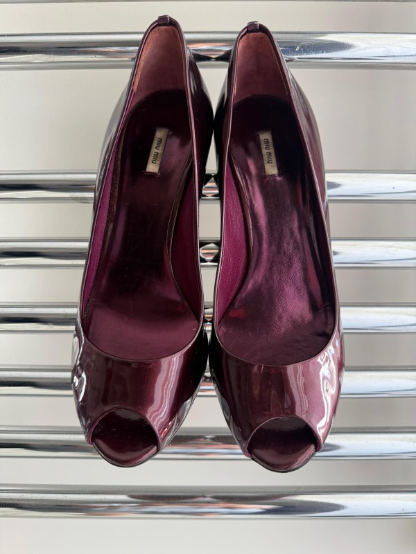 Miu Miu Bordo Rugan Stiletto