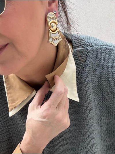 Vintage Çift Yakalı Geometrik Desenli Gömlek Vintage Çift Yakalı Geometrik Desenli Gömlek