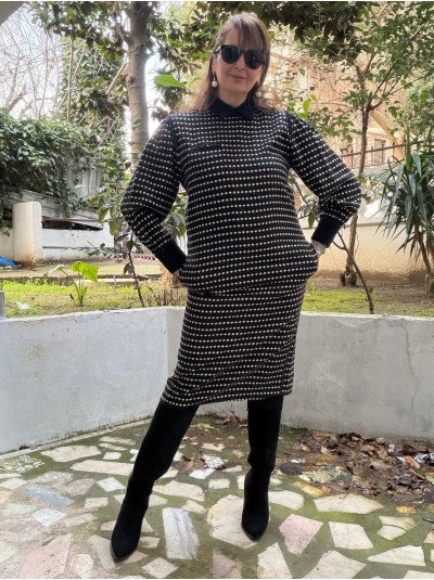 Vintage Kadife Detaylı Yün Elbise Vintage Kadife Detaylı Yün Elbise