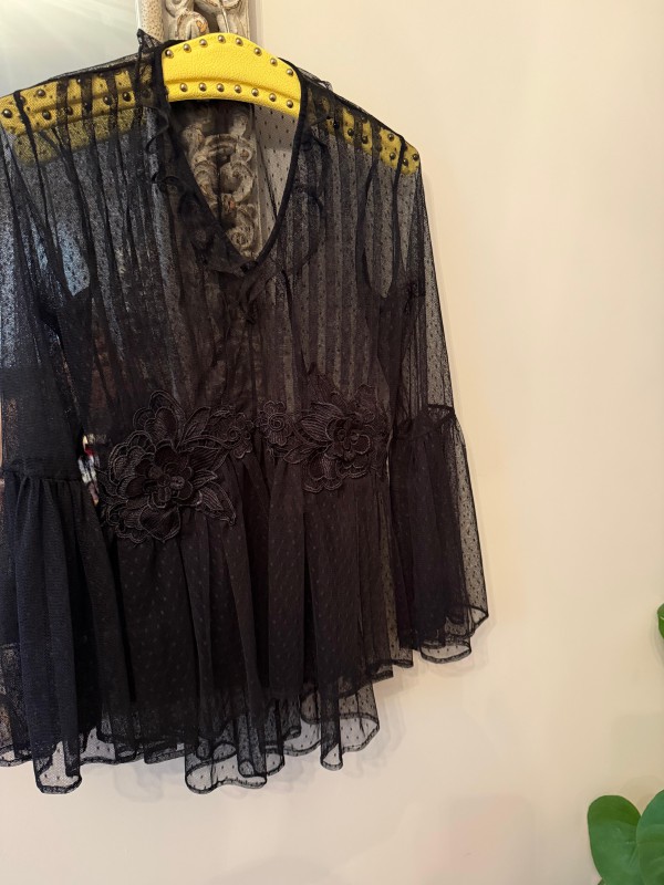 Vintage Tül Aplikeli Siyah Bluz 