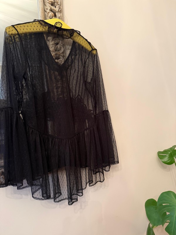 Vintage Tül Aplikeli Siyah Bluz 