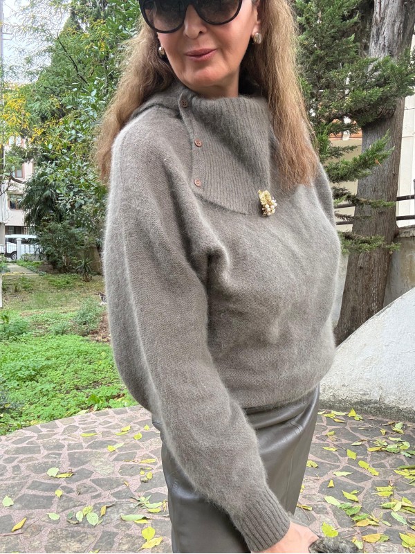 Vintage Made in Italy Haki Kazak 