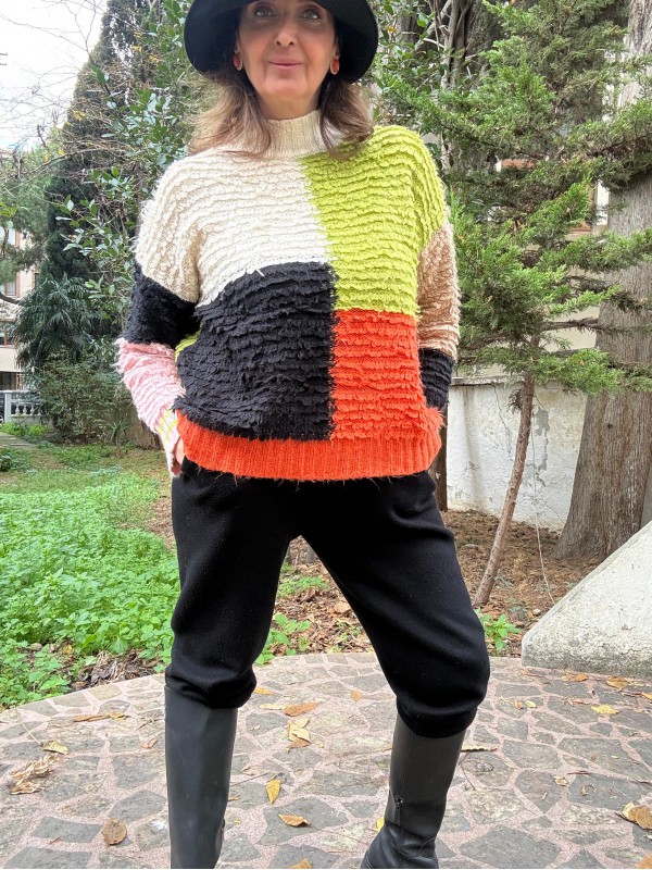 Blok Desenli Vintage Kazak