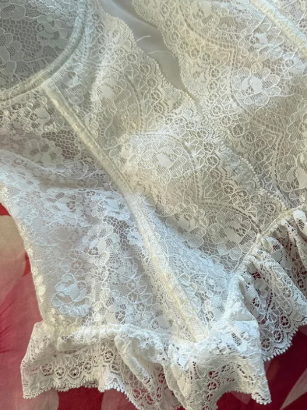 Vintage Dantel Beyaz Büstiyer