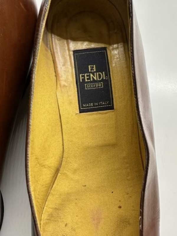 Fendi -Vintage Babet
