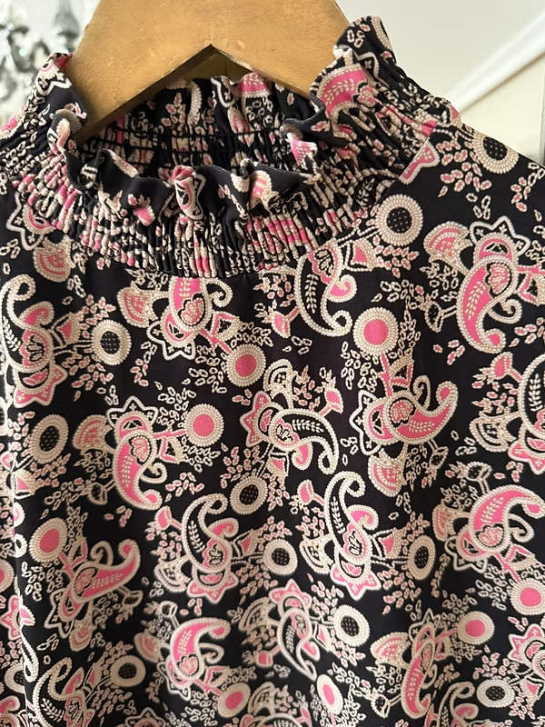 Sandro Fırfır Yakalı Bluz