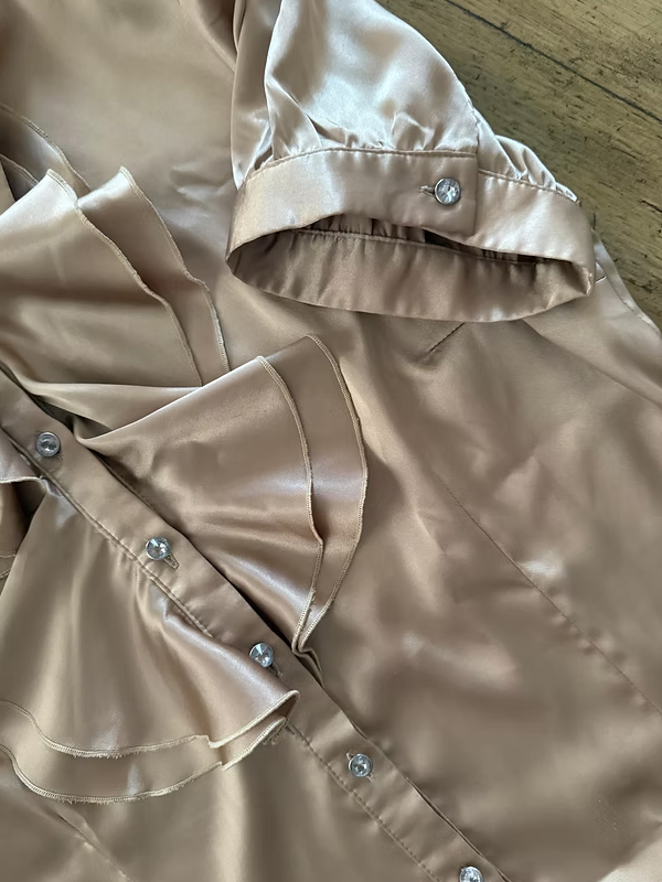 Vintage Gold Taş Düğmeli Saten Gömlek