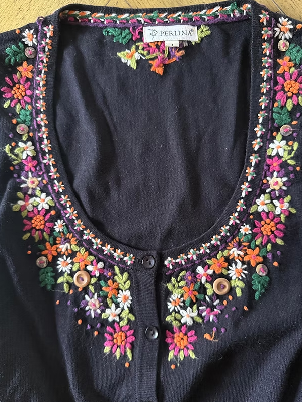 Perlina Nakış ve Boncuklu Hırka