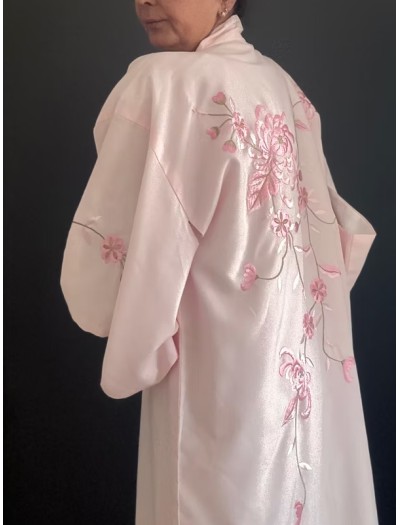 Vintage Made in Japan Kimono