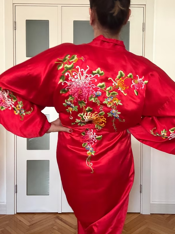Vintage Nakışlı İpek Kimono