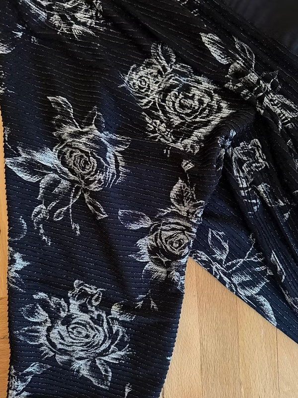 BE RETROKARE Hand Made Simli Kimono