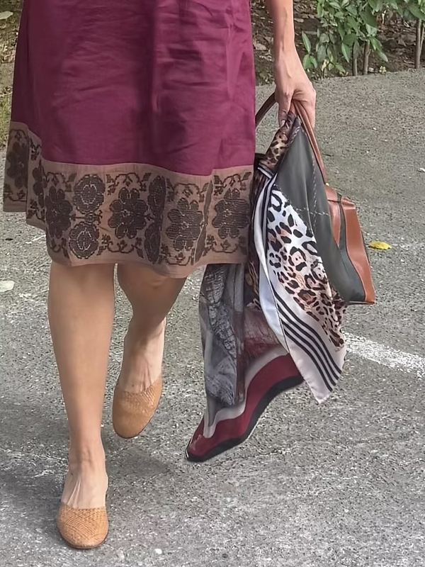 Vintage Leopar ve Soyut desenli Eşarp