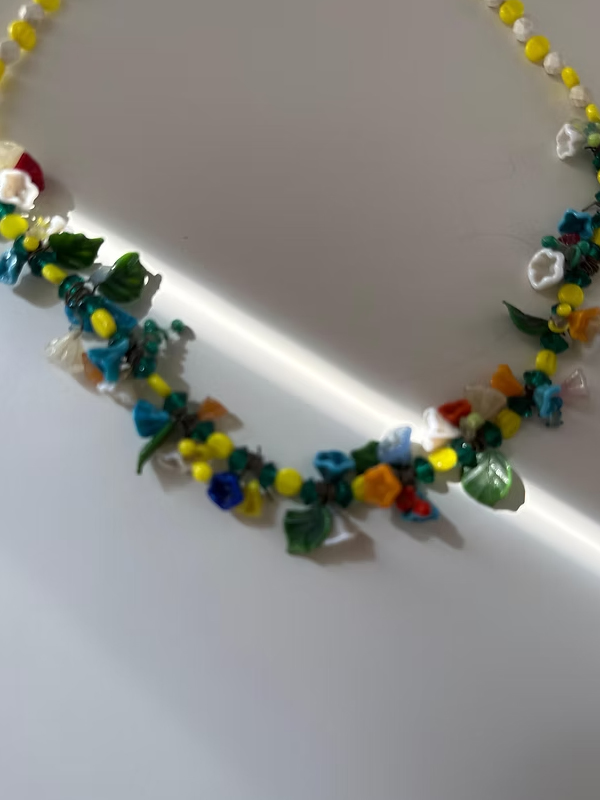 Vintage 70'ler cam çiçek kolye