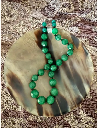 Vintage Yeşim Taşı Köşeli Kesim Kolye