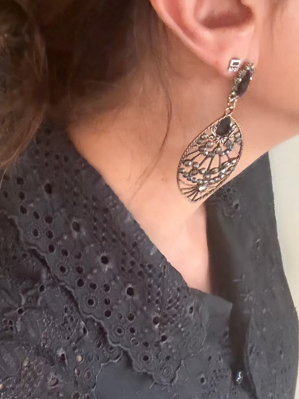 Vintage Taşlı Küpe