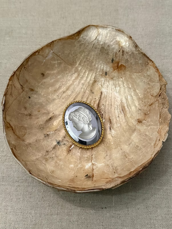 Cameo Art Deco 1970 Broş