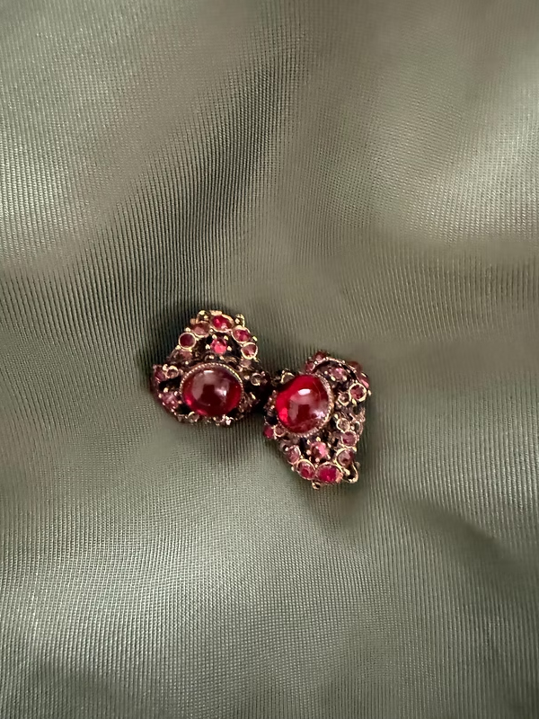 Vintage 80s Bordo Taşlı Küpe