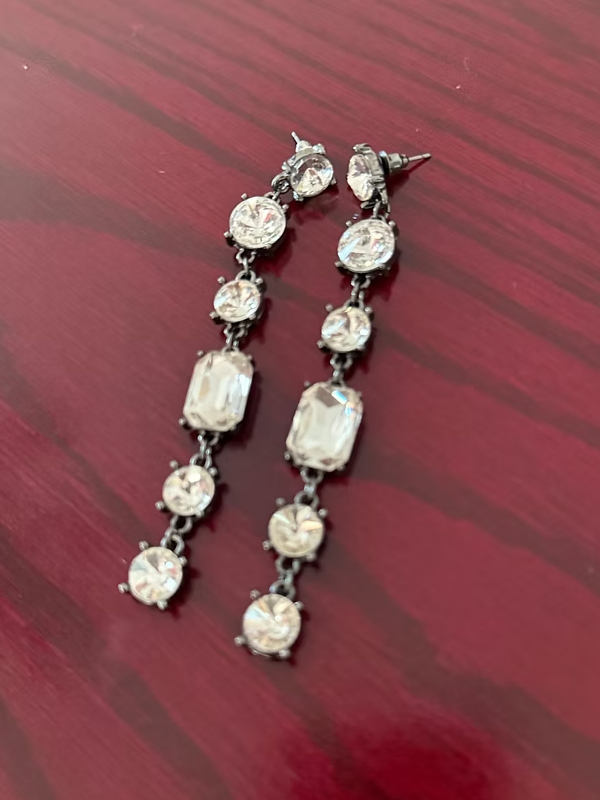 Vintage Kristal Taşlı Sallantılı Küpe