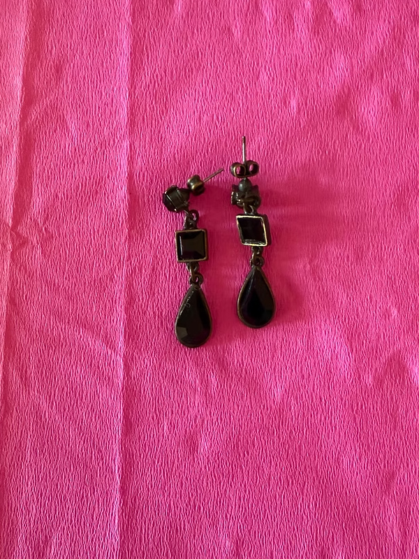 Vintage Siyah Kristal Taşlı Küpe