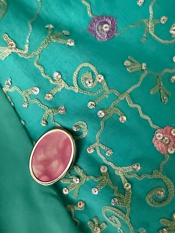 Vintage ipek dokuma broş