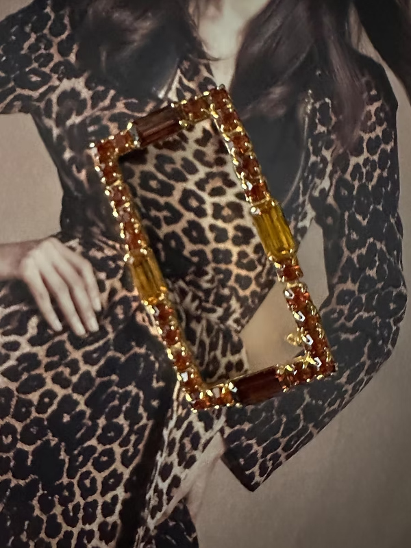 Vintage 60’lar kristal taşlı antik broş