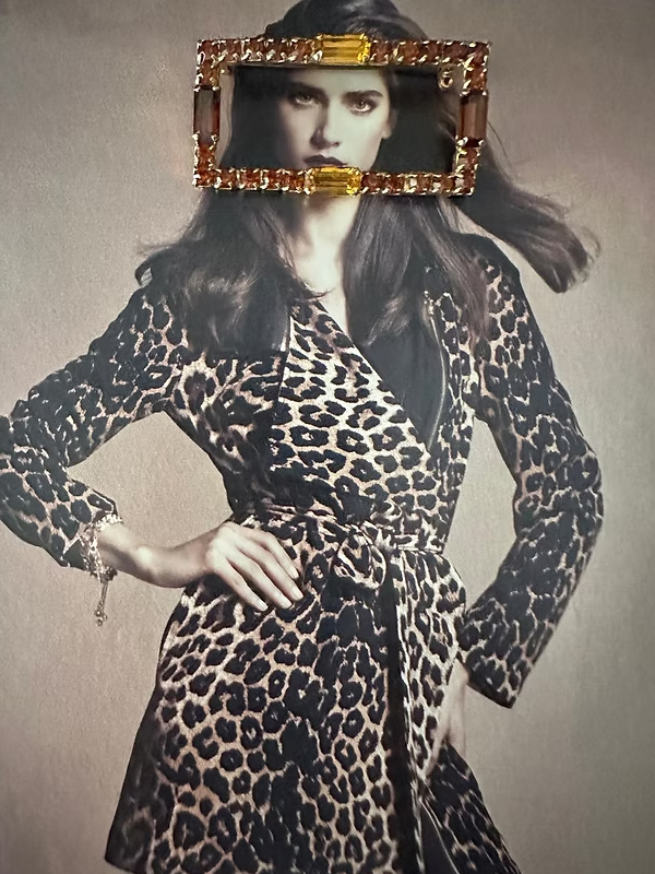 Vintage 60’lar kristal taşlı antik broş