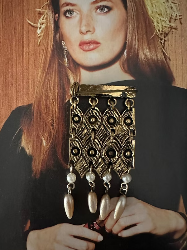 Vintage 60’lar incili antik broş