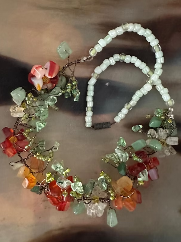 Vintage 70’ler cam çiçek kolye