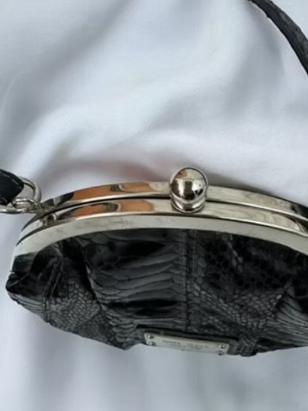 Nine West Mini Yılan Derisi Çanta